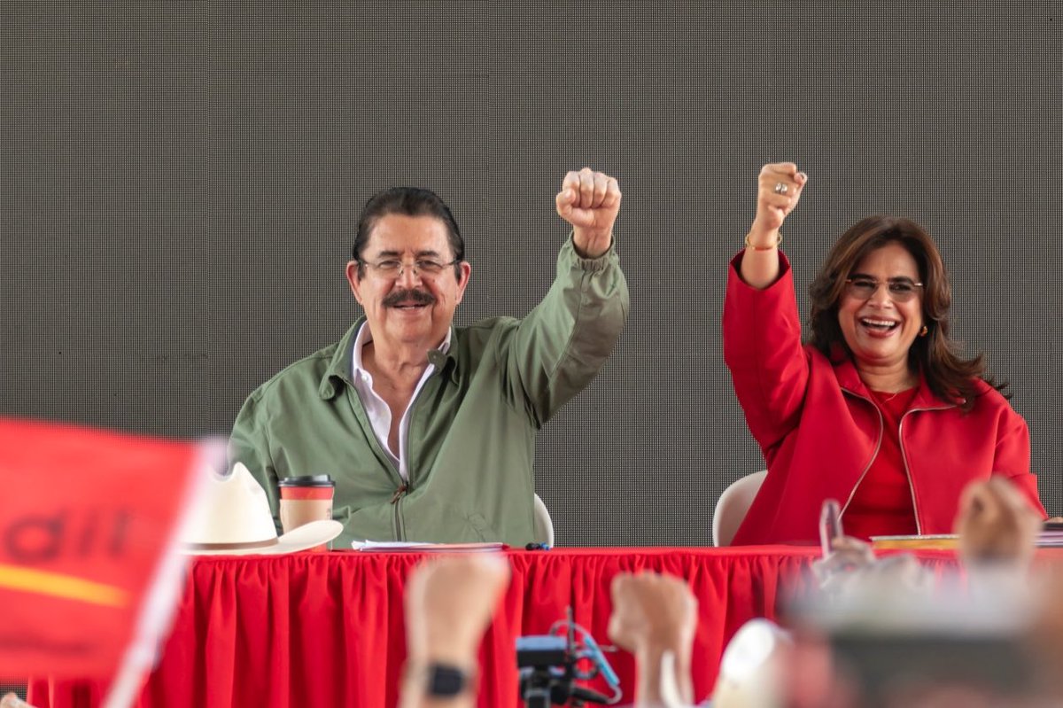 El Partido Libertad y Refundación, <a href="/PartidoLibre/">Partido Libre</a>, en Asamblea Popular Extraordinaria por la Dignidad Nacional condenó enérgicamente la injerencia e intervención en las elecciones de #Honduras del presidente estadounidense, #DonaldTrump. 

“El golpe electoral fue promovido desde