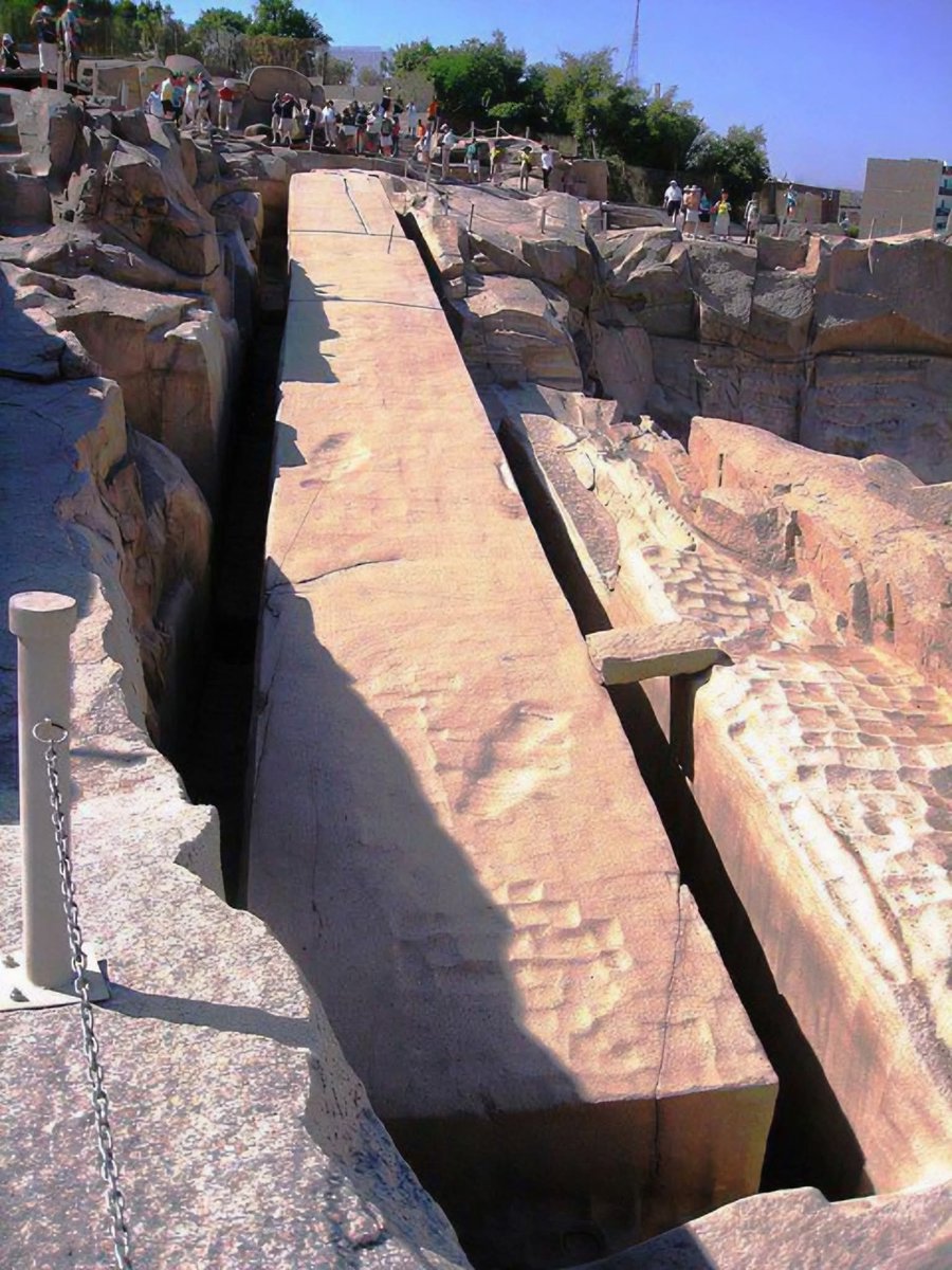 claringb's tweet image. The unfinished obelisk at Aswan, Egypt.  If completed, it would have been the largest obelisk ever created, measuring approximately 42 meters (137 feet) and weighing around 1,168 tons. Join me on the next 4bidden Tour Of Egypt. LINK IN COMMENTS