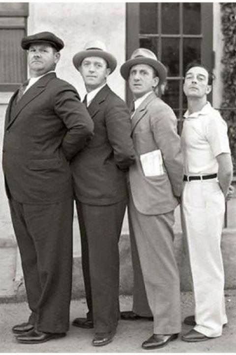 HistoryUnd's tweet image. Oliver Hardy, Stan Laurel, Jimmy Durante and Buster Keaton in 1932