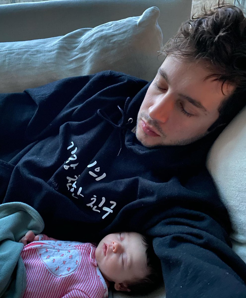 toplives1's tweet photo. This is Twenty One Pilots ❤️‍🩹 https://t.co/liOYypgVXo