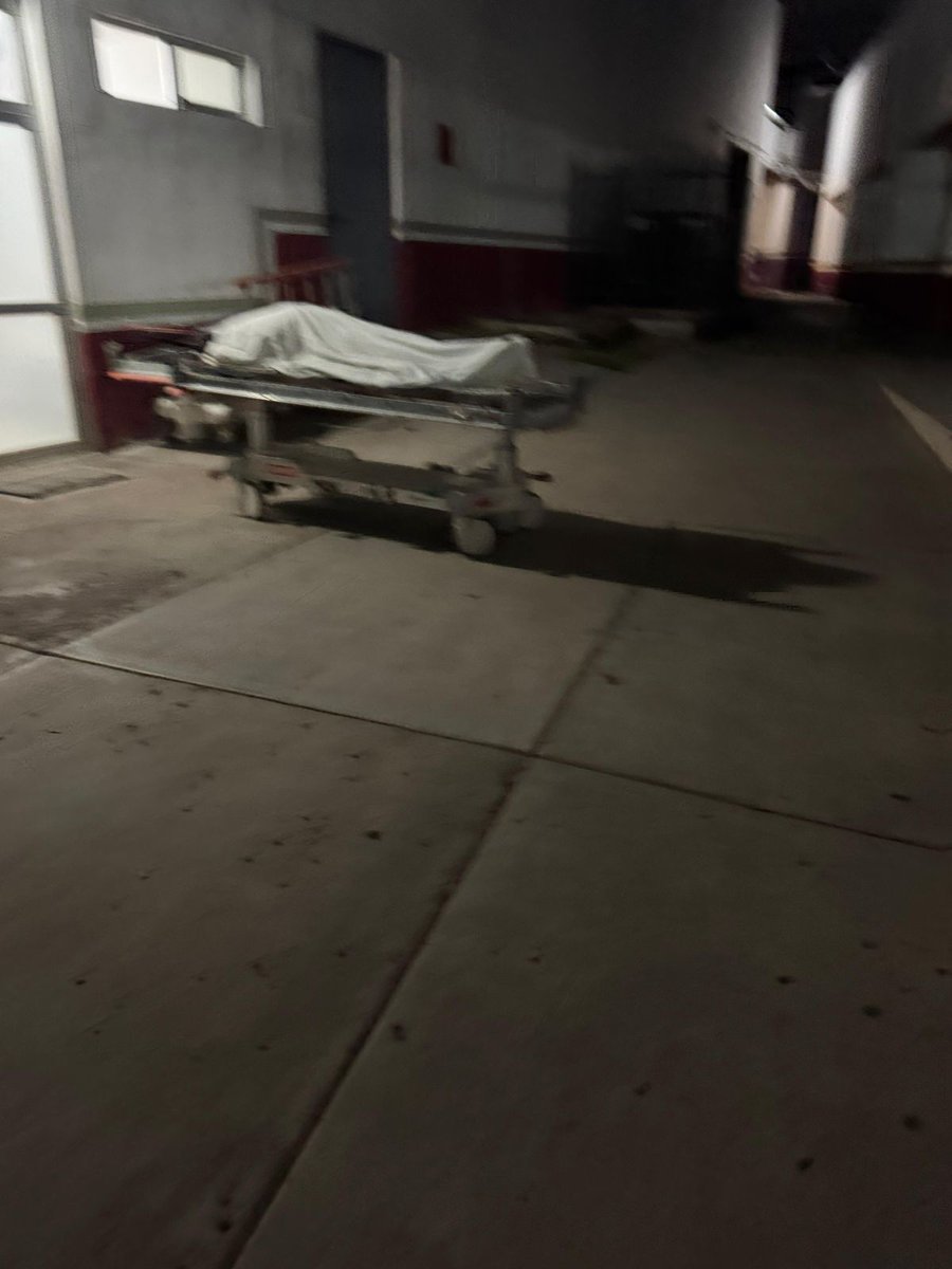 El_Clarinete's tweet photo. Olvidan fallecido en clínica del ISSSTE en Aguascalientes #irrespeto https://t.co/K7cAIyJIYg https://t.co/U3u6dv5Ary