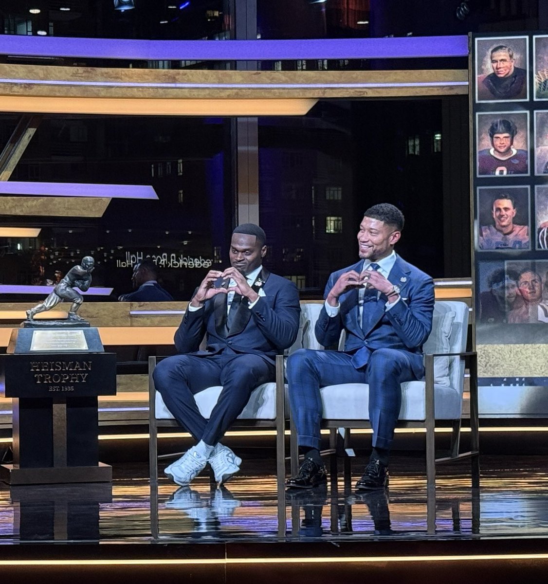 CathVSConf's tweet image. Jeremiyah, if this somehow how reaches you....

Please remember time is more valuable than money. 
Memories one day will be all YOU have. 

There’s a chapter left unwritten. The story isn’t complete without you 🫶

Come back.
Next year is REVENGE season..