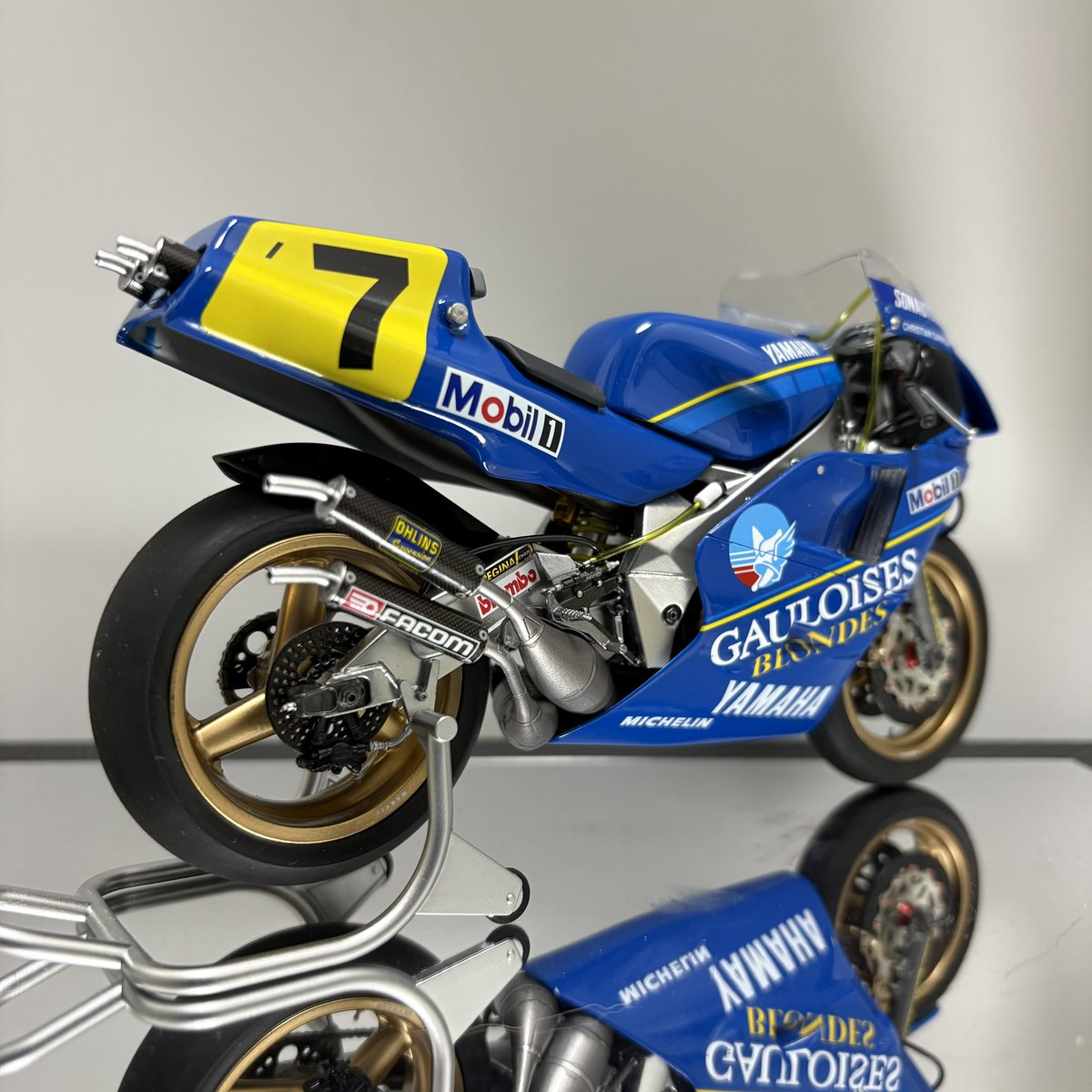 YAMAHA YZR500(0W98) GAULOISES SONAUTO Yamaha 1988 クリスチャン
