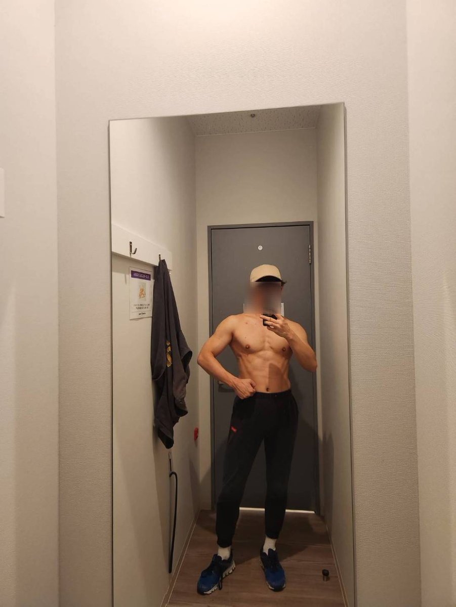 おはようございます！
今日は肩、腕の日

もっとでかくなる！

#筋トレ好きな人と繋がりたい