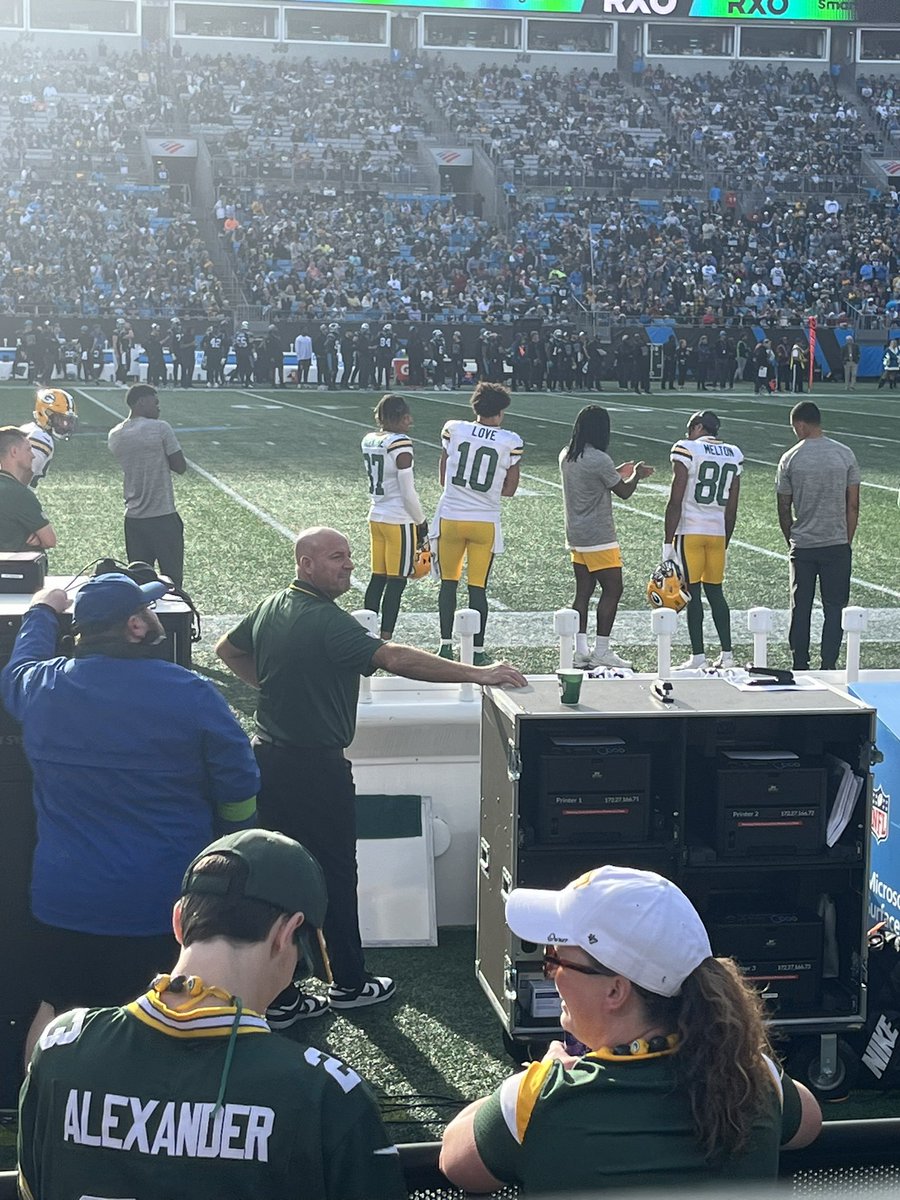 Chargingbirch77's tweet photo. @BleedGreenPGold @NFL I was at this game was so good to watch live. https://t.co/4qjgg41l5b