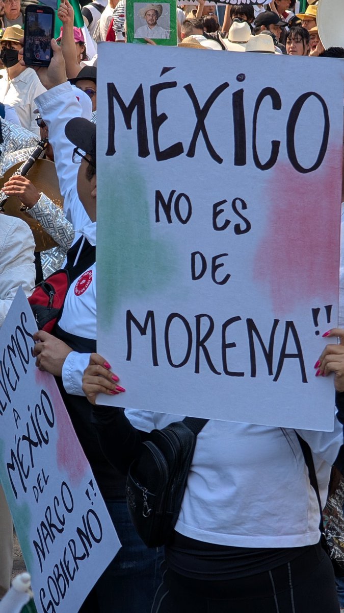 Soy Anti Morena,  NO VOTÉ ni tampoco apoyo a Claudia Sheinbaum y menos al Partido Morena. Estoy en contra de la Dictadura Morenista

Alguien más?