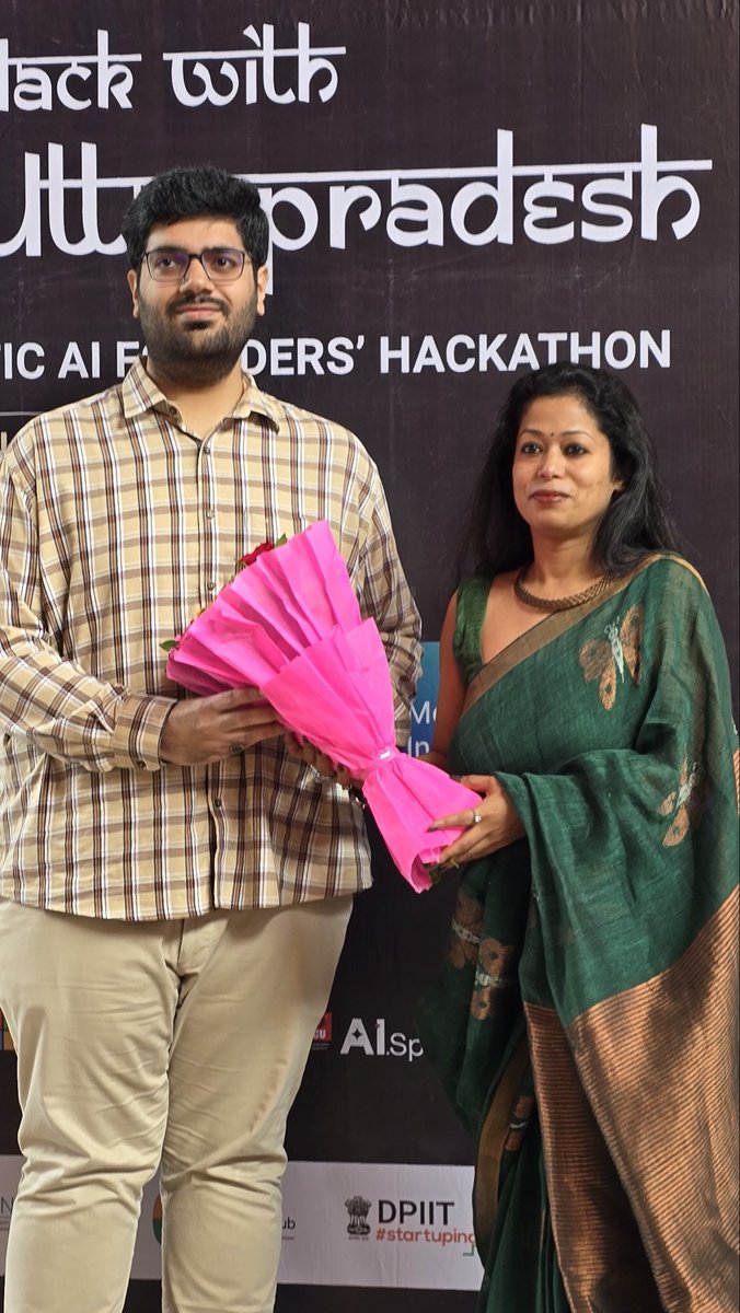 Anmol Krishan Sachdeva 🎤🗣 | #KubeCon #EuroPython tweet media