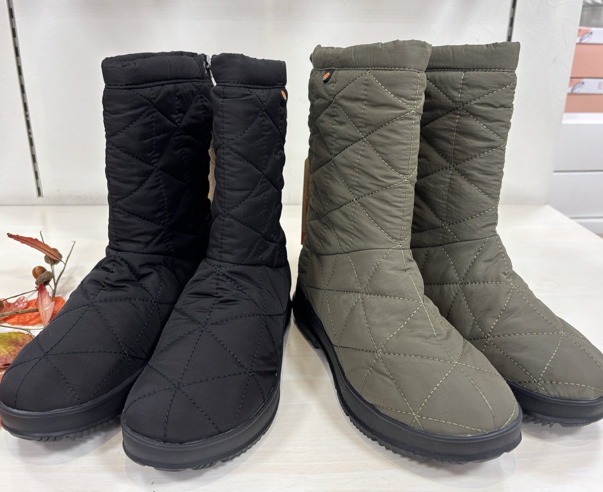 CAMINAR_shoes's tweet image. 結構積もってる地域ありますよね⛄️うちも思ったより⛄️あります💦しかも寒いし、雨か雪かわからないものも降っている😱とゆー事で、カミナルには暖かい+防水のオススメブーツあります‼️
#セルバ
#カミナル
#BOGS