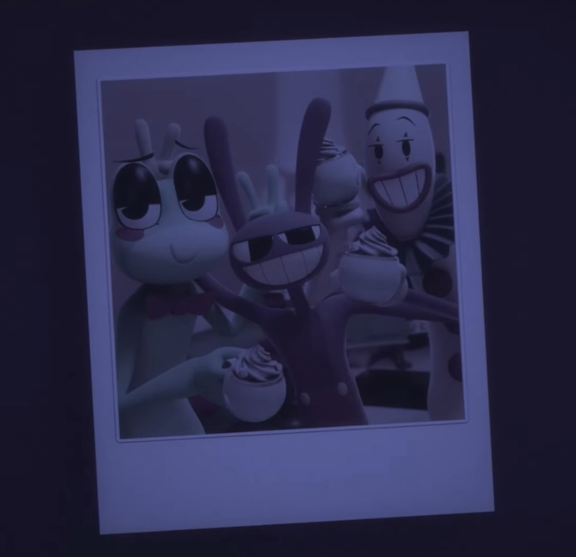 Corvus5892's tweet photo. The snow adventure was the last adventure with Ribbit.

We know that people can bring things out of adventures back to the circus (think about the seaweed in Untitled). In this picture, all three of them are holding what looks to be hot coco. You know. What you drink when it’s c- https://t.co/zrt5UA3H3z