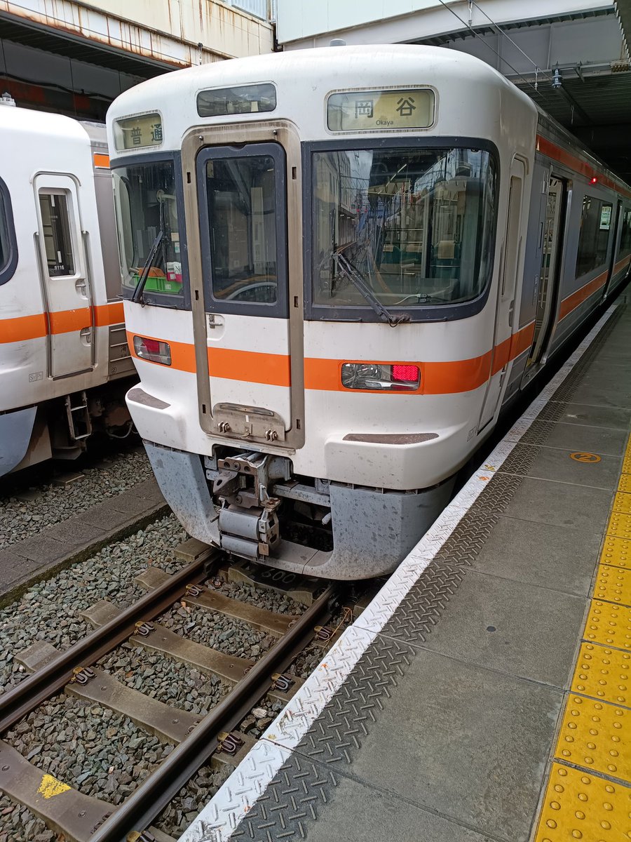 Kp1980S's tweet photo. これから飯田まで57駅4時間の旅 https://t.co/QQQUFSJbpT