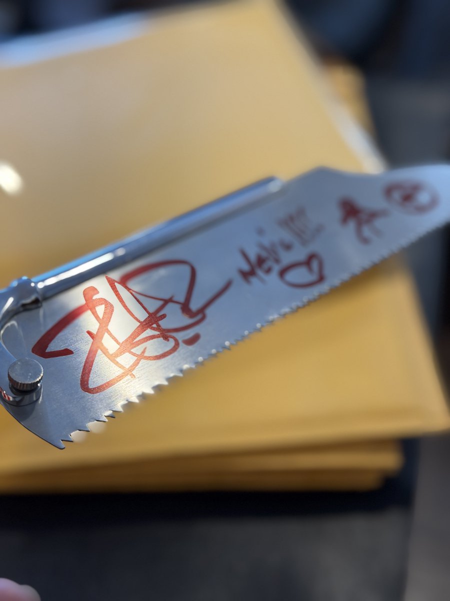 Robin_A_Downes's tweet image. Last Chance for Holiday Bonesaws!!!!!! etsy.com/shop/RobinAtki…

#Tf2 #Medic