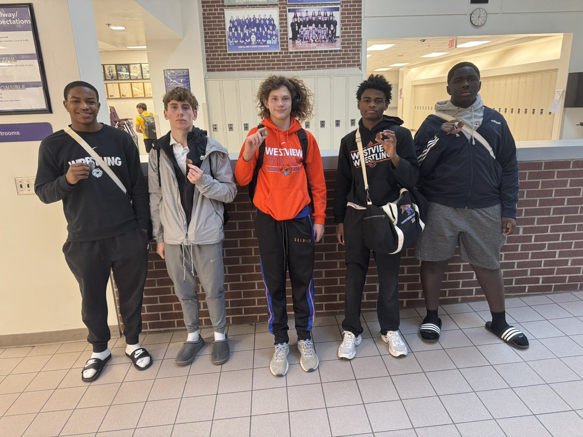 OPS_WestviewWR's tweet photo. Another solid day on the mat for the Wolverines, bringing home 5 medals from the Bellevue East Blizzard Brawl. #punchtheclock #outworkem
PJ-🥈
SJ-🥈
Mac-4th
Youssou-4th
Ty’Vel-4th https://t.co/jcSyTO775p