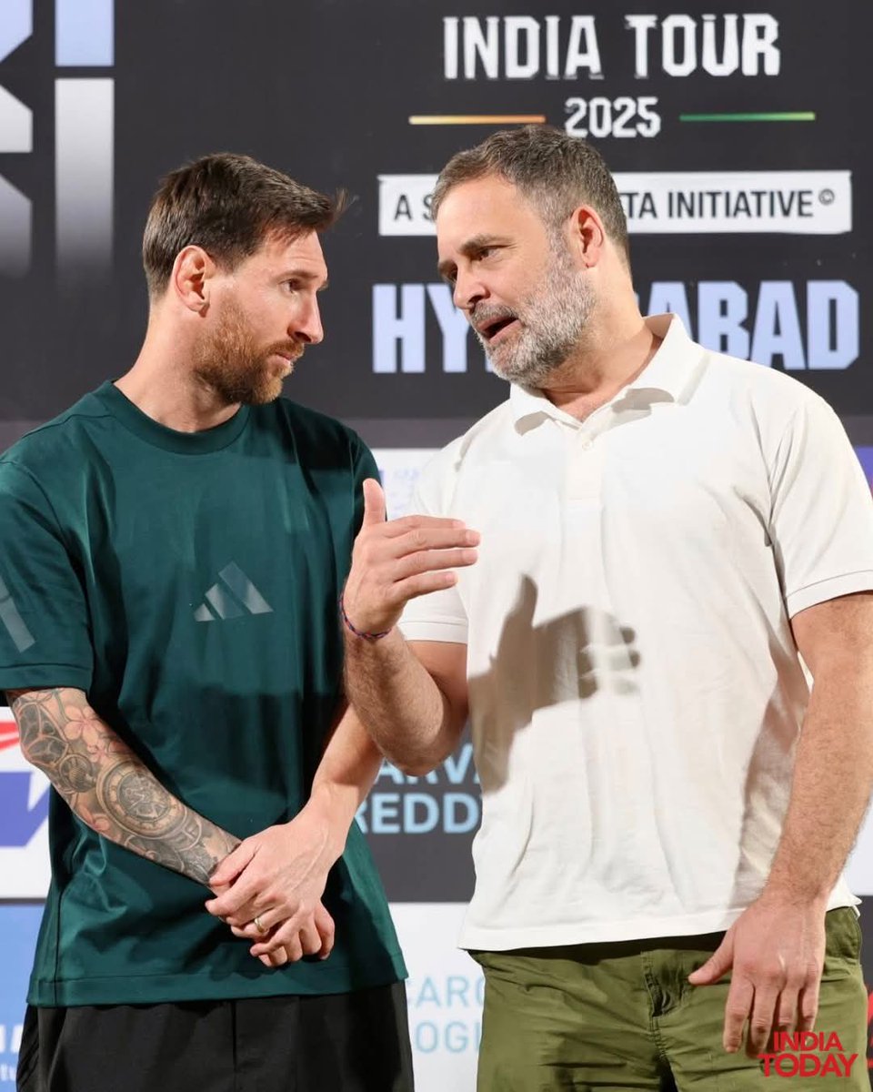 SubhamB60514651's tweet photo. GOAT (Greatest of All Time) meets GOAT

#Messi 
#MessiInIndia https://t.co/QZeYnLW8Xv