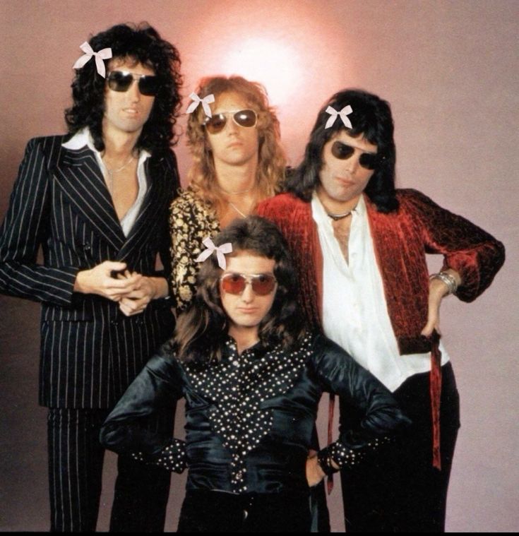 nat 🪩 tweet media