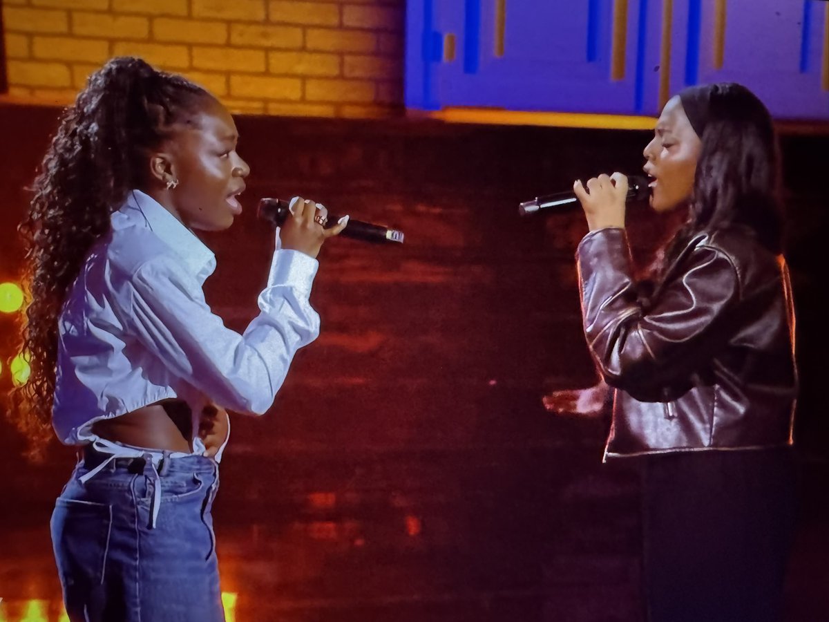 kingpelah's tweet photo. Si quelqun doute encore du talent de SARAH, tu es un HÂTER je te le dit #sarah #staracedemy #starac https://t.co/q7DKVAyL2v