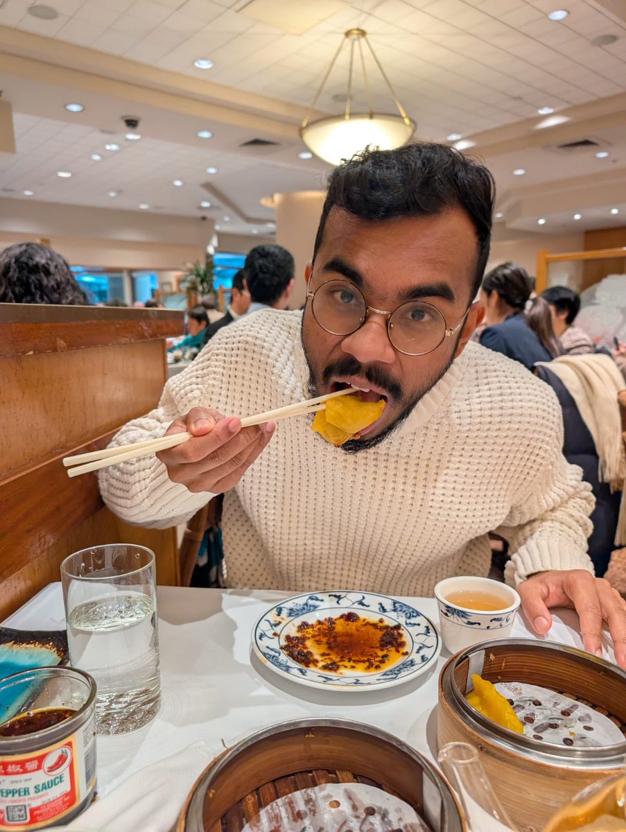 yasinbuilds's tweet image. SF is goated. 

Like all my life I felt I didn’t relate with most people. 

Until I came here. 

To be specific. Its the 2x2mile grid in northeast sf which is goated. 

If you ever felt you are smart, if you had a dose of hustle and some sense of ambition.

The sf tide will rise…