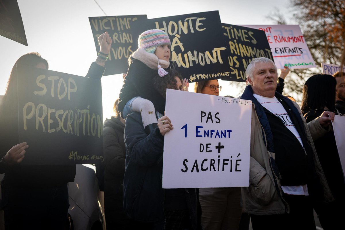 Le Parisien tweet media