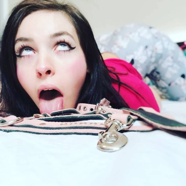 CatFishCuckFeet's tweet photo. Ton état quand tu vois que je suis en ligne ♥️

Scamfetish Catfishfindom Moneyslave LostMind Teamviewer wankbattle techdom manscam https://t.co/Ip7csRXOnz