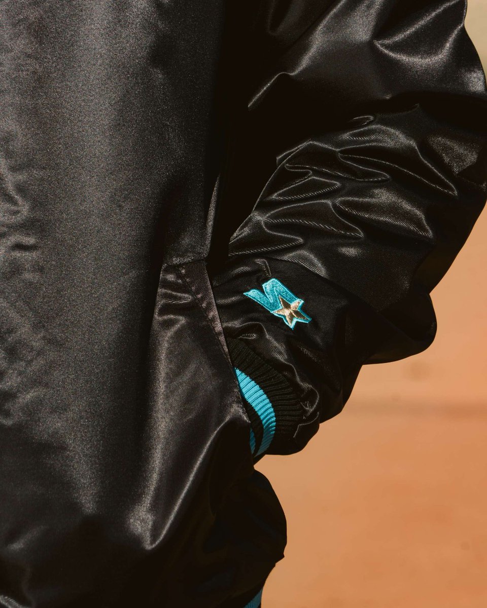 For the ones who grew up on late-night games and teal trims. Starter x Dodgers is back in the rotation 🧢

Grab yours before they’re gone
shiekh.com/brands/starter…