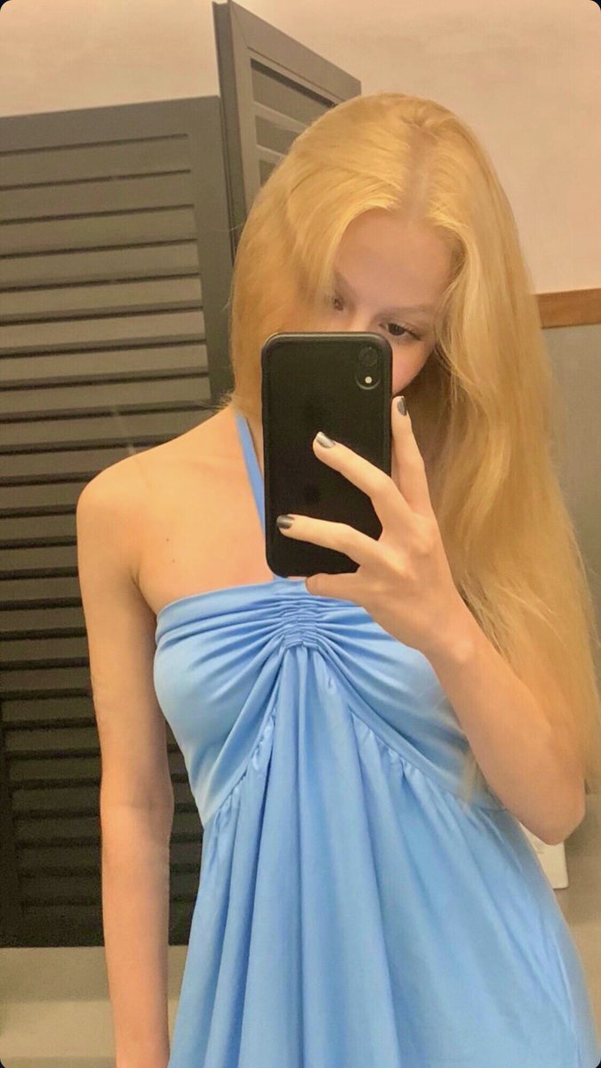 Angel tweet media