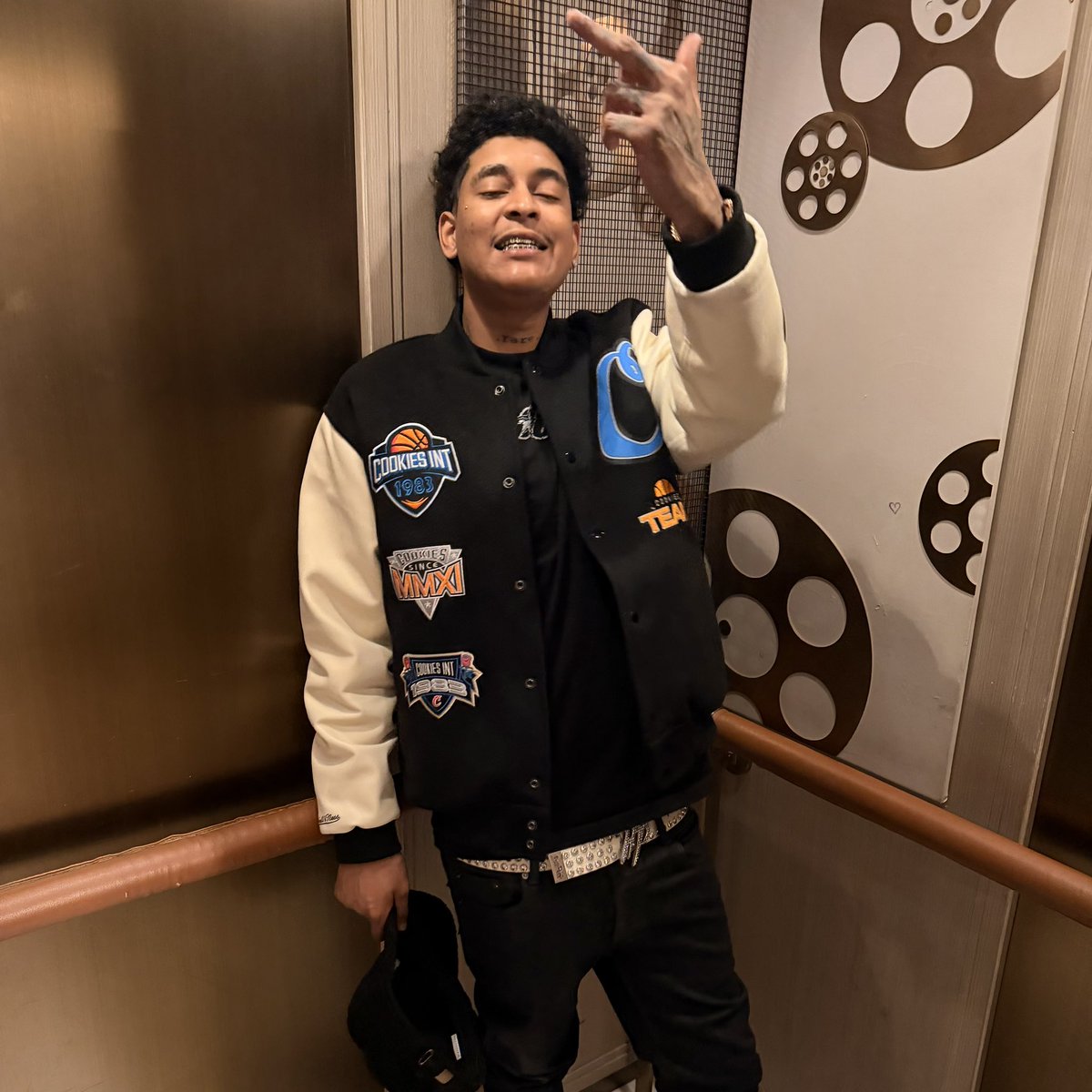 TrillSammyy's tweet photo. Let’s start the movie like this… https://t.co/7q2YYUMwUj