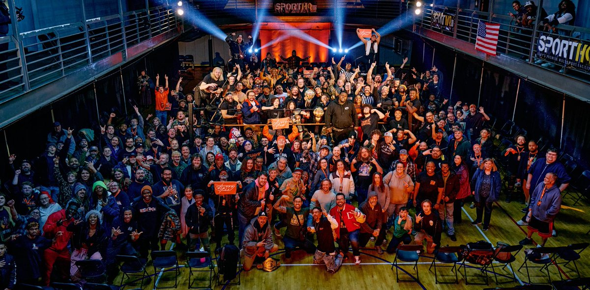 tøny d . ❤️‍🩹 tweet media