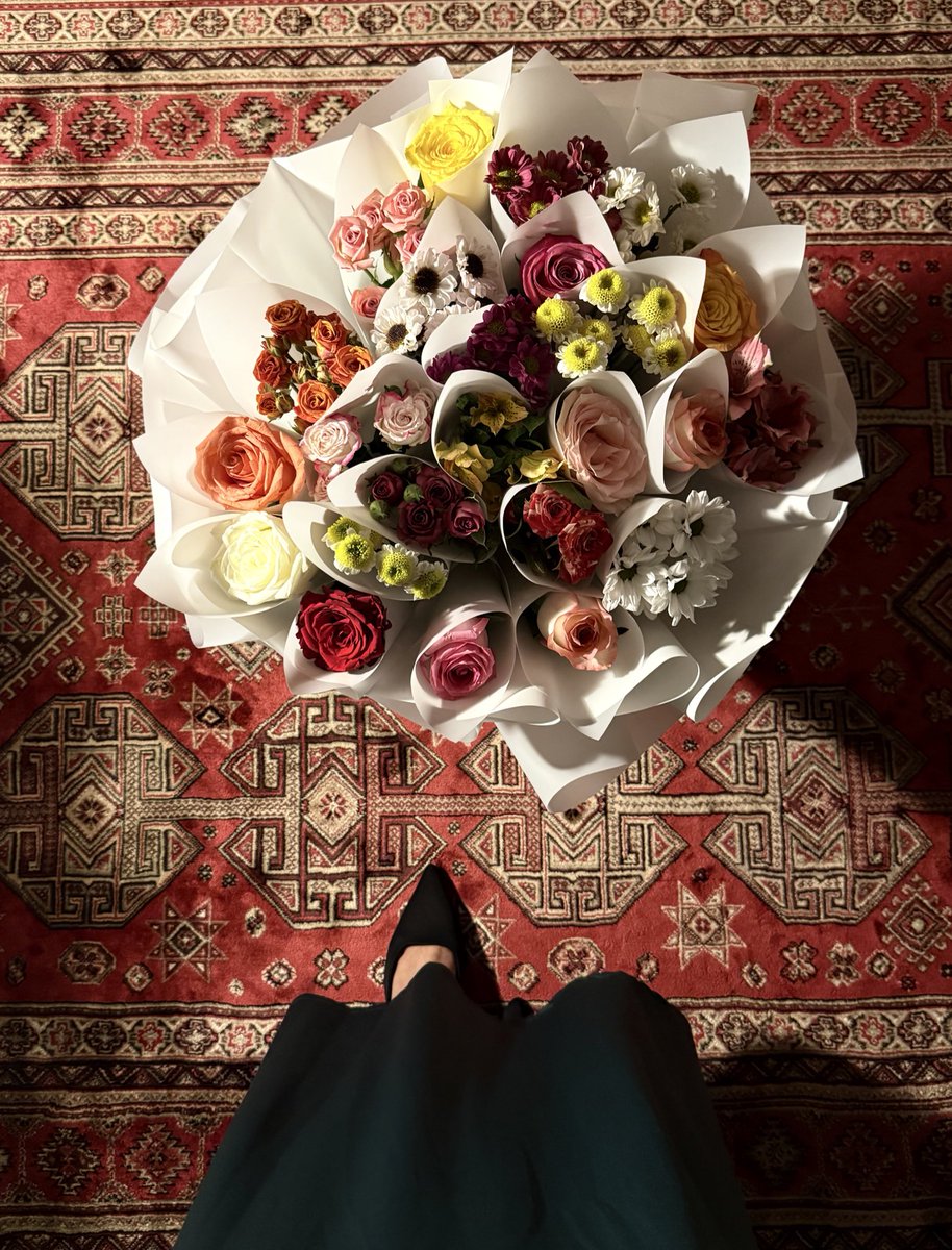 userasrarr's tweet photo. أروع لفتة إنوهبت لي في كل عمري
24 years 
and twenty-four flowers from each orchard
❣️ https://t.co/2R8nNYfpf1