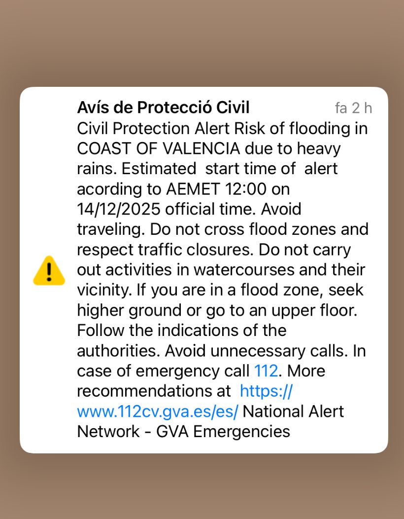 I l'ES-Alert en valencià per a qui <a href="/generalitat/">Generalitat</a> <a href="/GVA112/">Emergències 112CV</a> ?

L'han enviat en anglés abans que en la nostra llengua pròpia, reconeguda per l'Estatut d'Autonomia, perquè tot el món sap que l'anglés el parlen ací des del 1238 d.C.