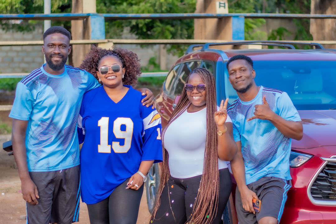 BraggingRightsG's tweet photo. We Give Out A Heart ❤️ Full Of Gratitude To The Lovely Ladies Who Cheered The Galant Men On Throughout The Game. We Truly Appreciate You. 
#2g9vs2g11
#braggingrights2025
#reunionthroughgames https://t.co/kATXwASxYs