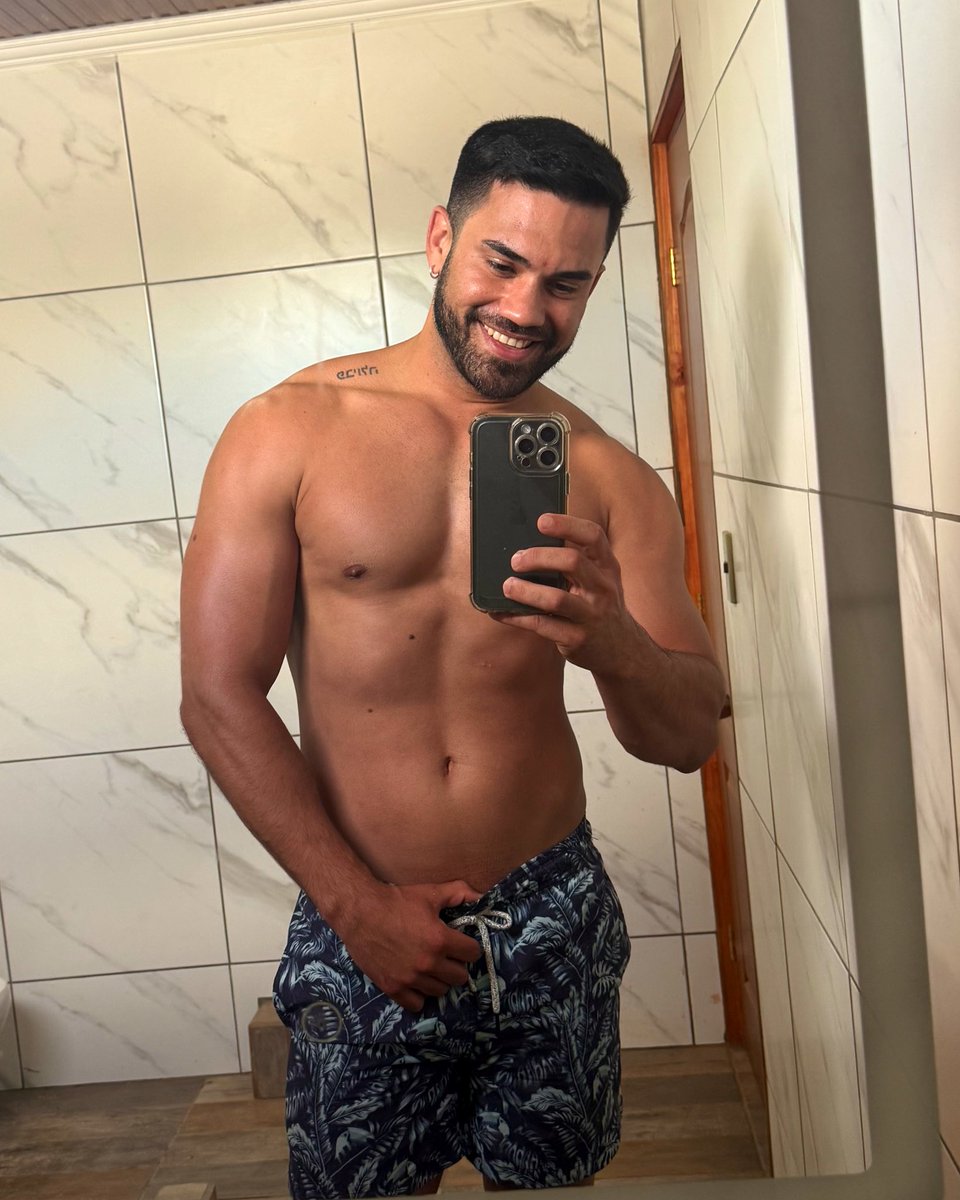 eric1891's tweet image. Yo estoy pa ti las 24 horas 🎵