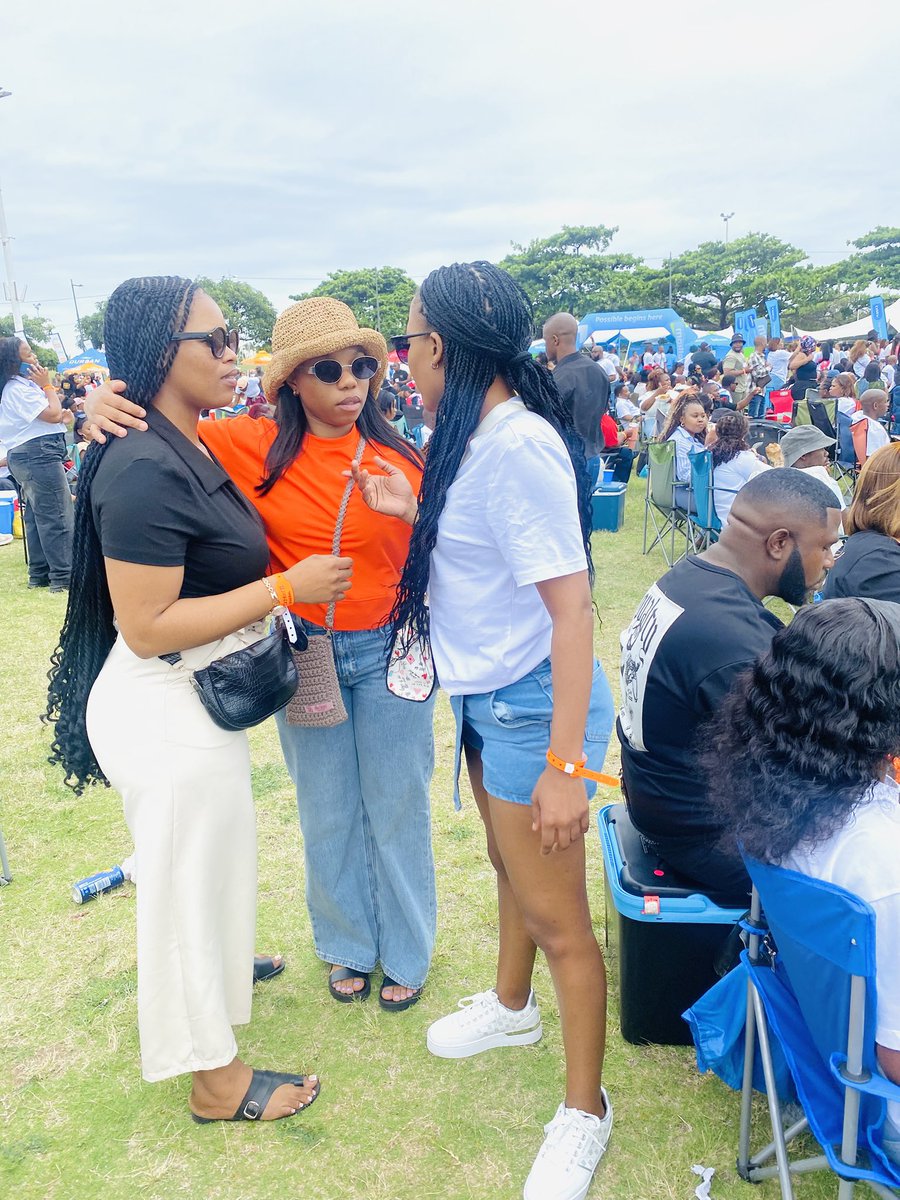 AYANDACEBEKHUL8's tweet photo. 🧡🖤🤍 https://t.co/aS9s2UMEEZ