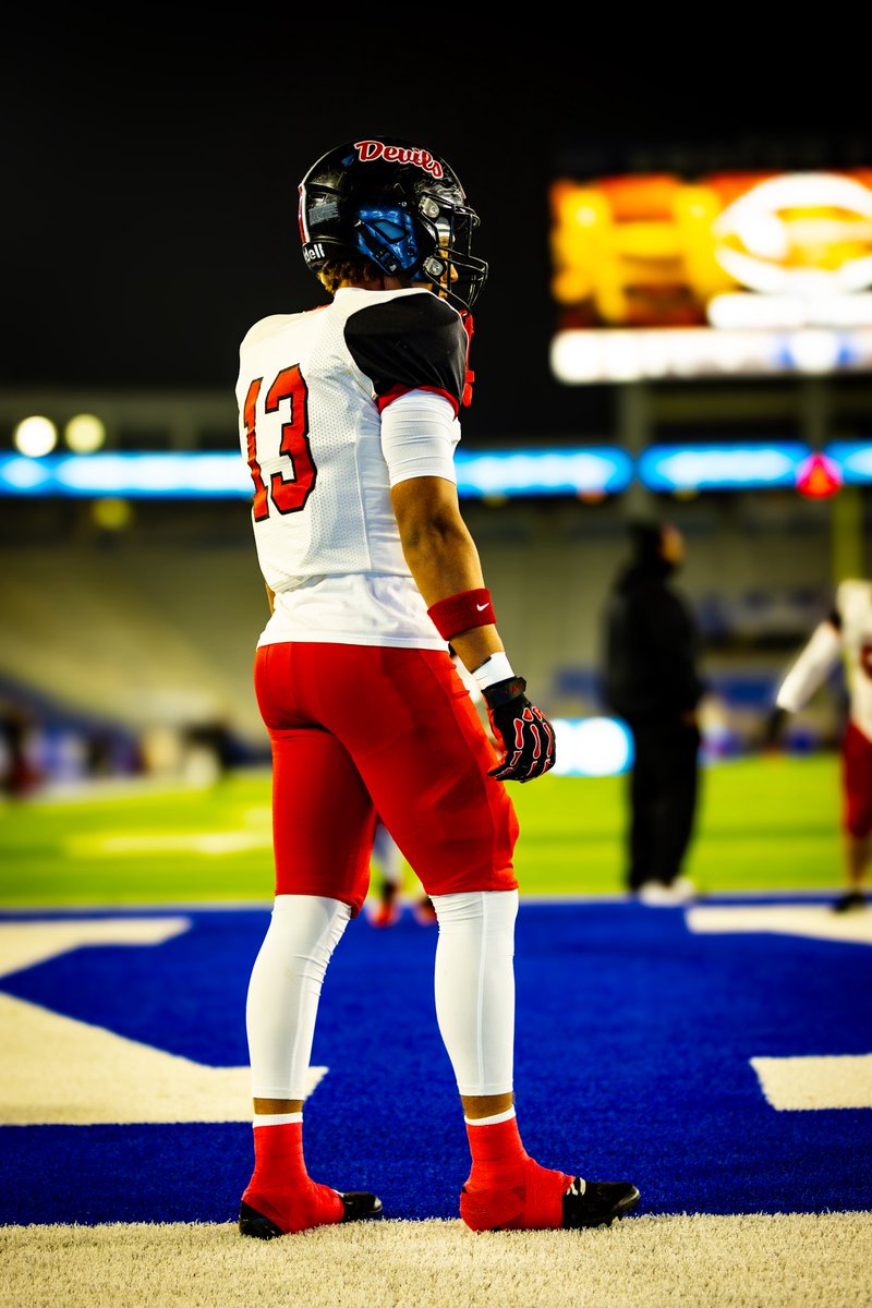 kppp_7's tweet image. KY 5A State Champ🏆(13-2) (3GP)
29 TKLs | 4 TFLs | 1 Sack | 25+ qb pressures | EDGE/DE/ATH | 6’2 200 | 
40 ; 4.58 | NO OFFICIAL OFFERS❗️

Junior Season🎬⬇️
hudl.com/v/2TNE8M

@PrepRedzoneKY @kyhighs @PRZChase @ChadSimmons_ @Coach_Henny @coach_peoples @CoachBrechin…