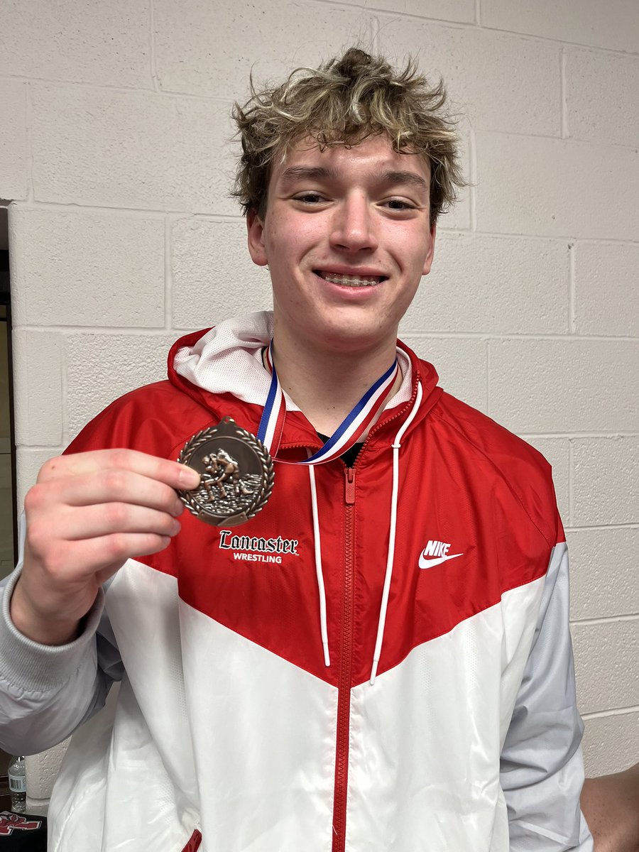 Lancwrestle1's tweet photo. Congratulations to our JV Penfield Holiday Tournament place finishers 

Dylan Pierce Champion
Mason Monin 2nd
Thomas Skulski 2nd 
Alexander Silverblatt 3rd 
Roman Conlon 4th 
@LHS_Athletics1 https://t.co/ugQiT29imk