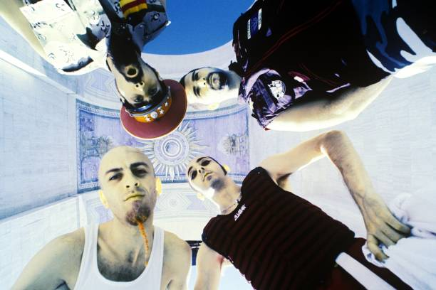 AcervoSystem36's tweet image. System of a down - 1998
-🥧

#systemofadown #serjtankian #daronmalakian #johndolmayan #shavoodadjian