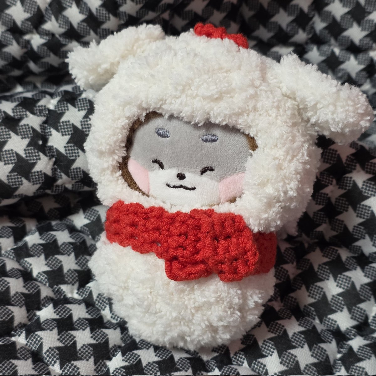 Gunitthew0_1's tweet image. ❄️마그넷 제로니 겨울 옷 판매❄️

마그넷 제로니 겨울 옷 판매 오픈합니다!
》귀마개, 눈사람, 리본 눈사람 🐶🐱🐻

#rt 한 분께 판매 종료 후 귀마개 드려요!

윗치폼: witchform.com/deposit_form.p…