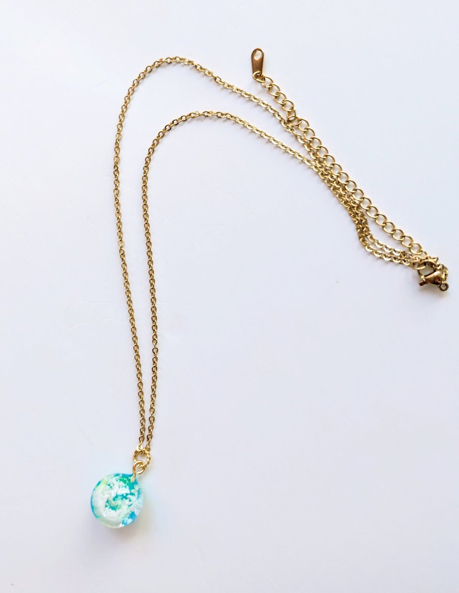 ハンドメイドアクセサリー