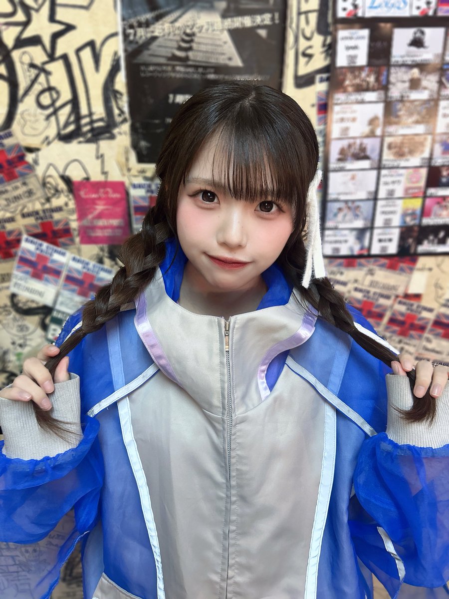 ayaページ♡⃜ aya | アーティスト・作品 | エイベックス・ポータル