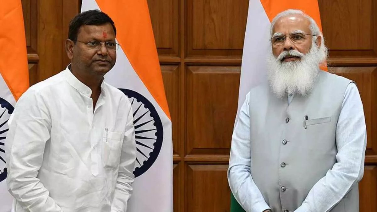 🚨 BIG BREAKING 🚨

Pankaj Chaudhary set to be UP BJP President. 7-time MP, strong Purvanchal hold🔥

👉 BJP tightening grip on Purvanchal. 🚩