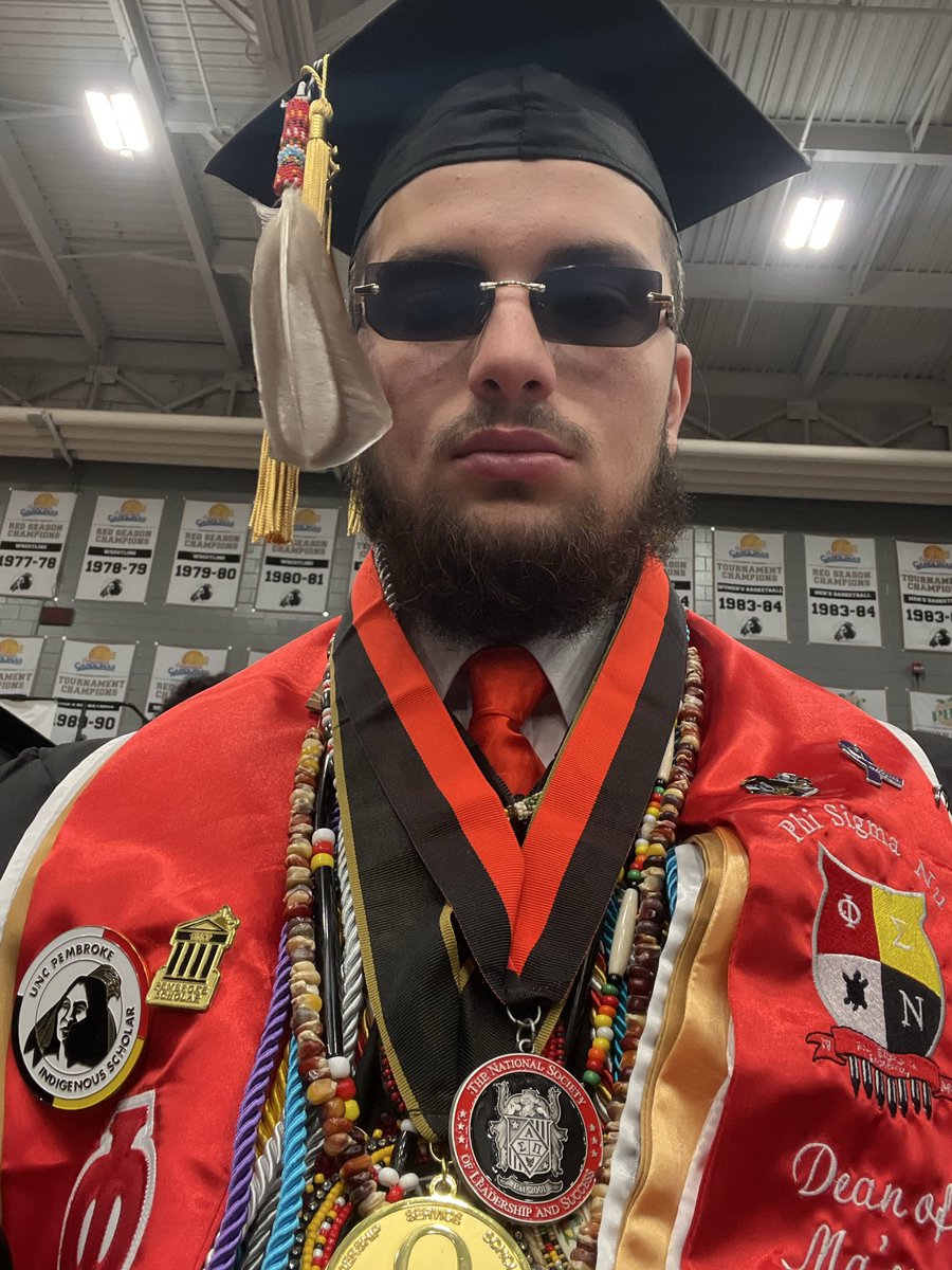 _LocklearCaleb_'s tweet image. UNCP Alumni class of 2025 winter commencement🖤💛 feeling blessed, if you want to do something nice- Cashapp- $BalebL
