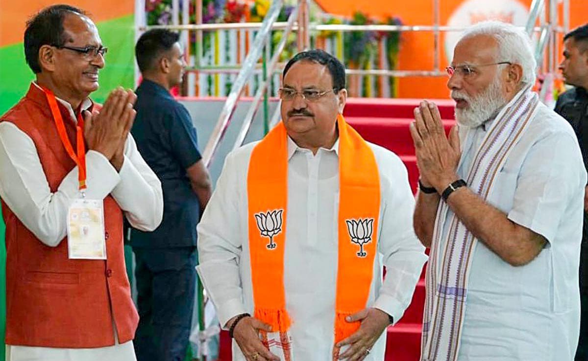 🚨 BIG BREAKING 🚨

Z+ security granted to Union Minister Shivraj Singh Chouhan after intel inputs flag a potential ISI-linked threat

👉 Also in the race for next BJP President — stakes rising, security tightened. 🔥