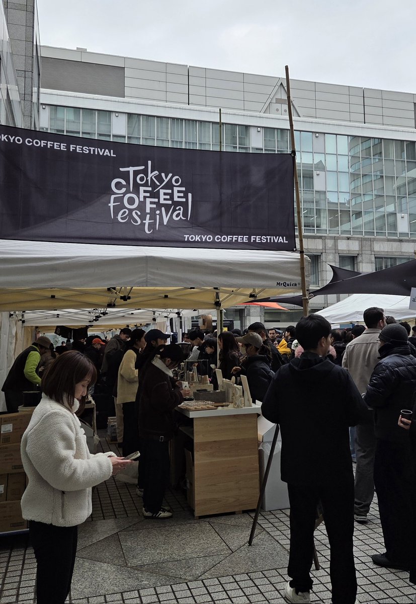 WORKBENCHCOFFE1's tweet photo. おはようございます!
本日も Tokyo Coffee Festival
青山にてお会いしましょう!!
(店舗はお休みとなります)
#workbenchcoffee #ワークベンチコーヒー #自家焙煎 #スペシャリティコーヒー #豊田カフェ #宜野湾 #yacht
https://t.co/E69Wjhhc4i https://t.co/st5KofOlVA