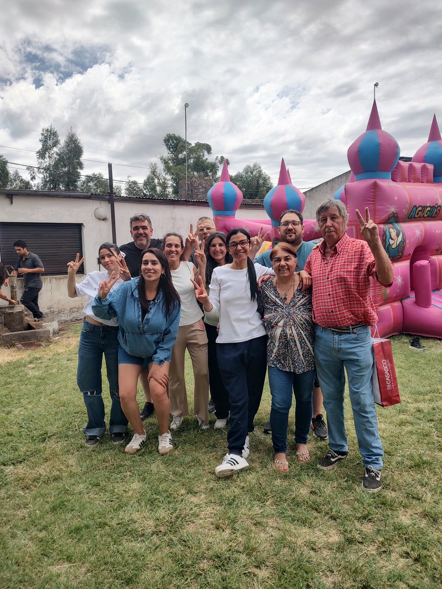 andreacaceres81's tweet image. Cierre de año con compañeros/as de la Ub Eva Perón en la localidad de Juan N Fernández 
#Necochea 
#RenacerPeronista