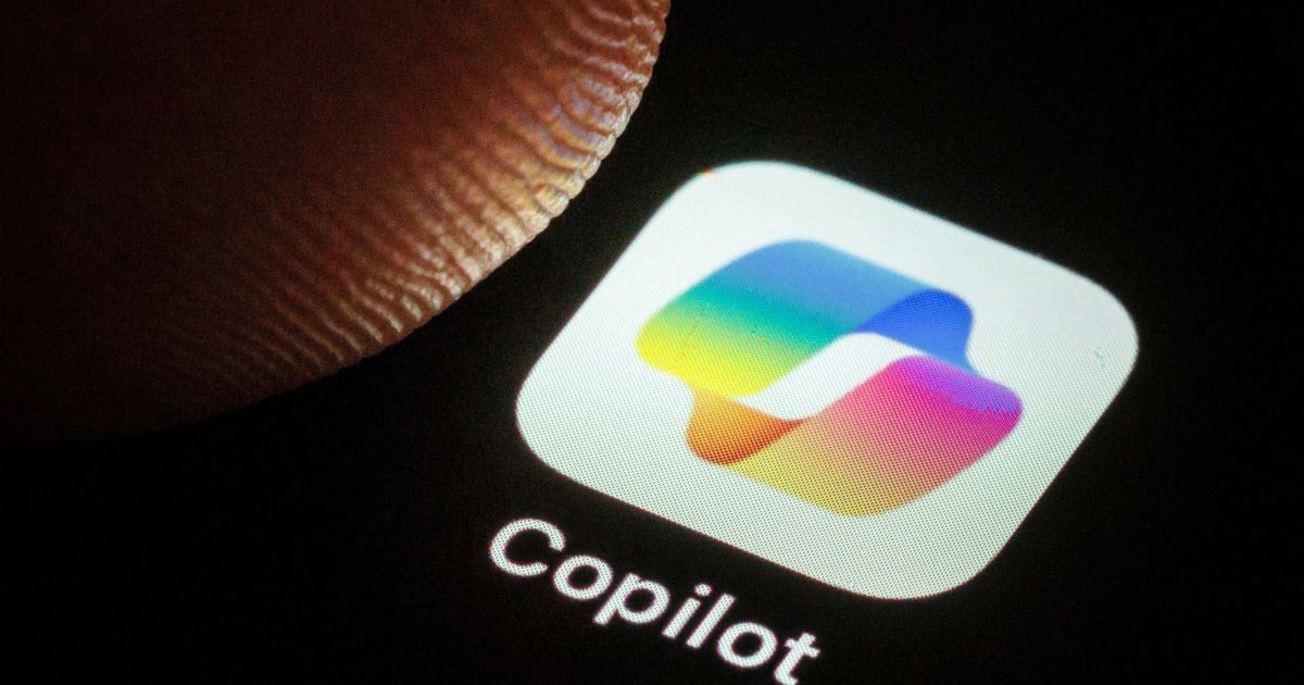 omvapt's tweet photo. #Copilot's #No_Code #AI_Agents Liable to Leak Company Data 
https://t.co/QgwYKtPPoe https://t.co/bC5jwrxuDZ