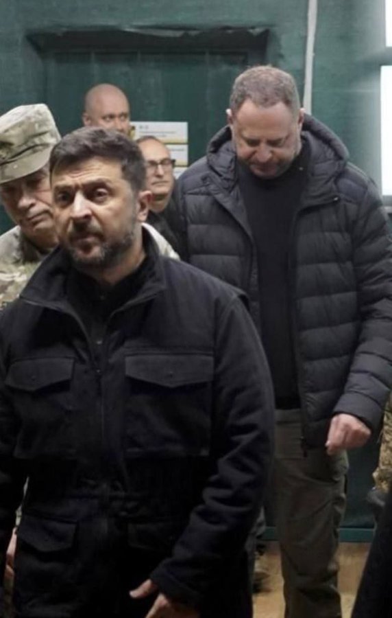 11 Dec 2025: Zelensky’s friend and former chief of staff Andriy Yermak's office was searched. Investigators found $14 million in cash, data on bank transfers of $2.6 billion to offshore accounts, and a stash of passports in his name from the UK, Saint Kitts, and the Bahamas.