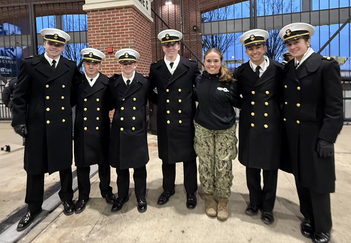 We love to see our MAST midshipmen all together! Cheers to Mids Clark, Gravelli, Braun, Olmeda Harvey, Smolensky, and Walker!! #GoNavy #BeatArmy #MASTpride <a href="/MAST_SandyHook/">Marine Academy</a> <a href="/NavalAcademy/">U.S. Naval Academy</a>