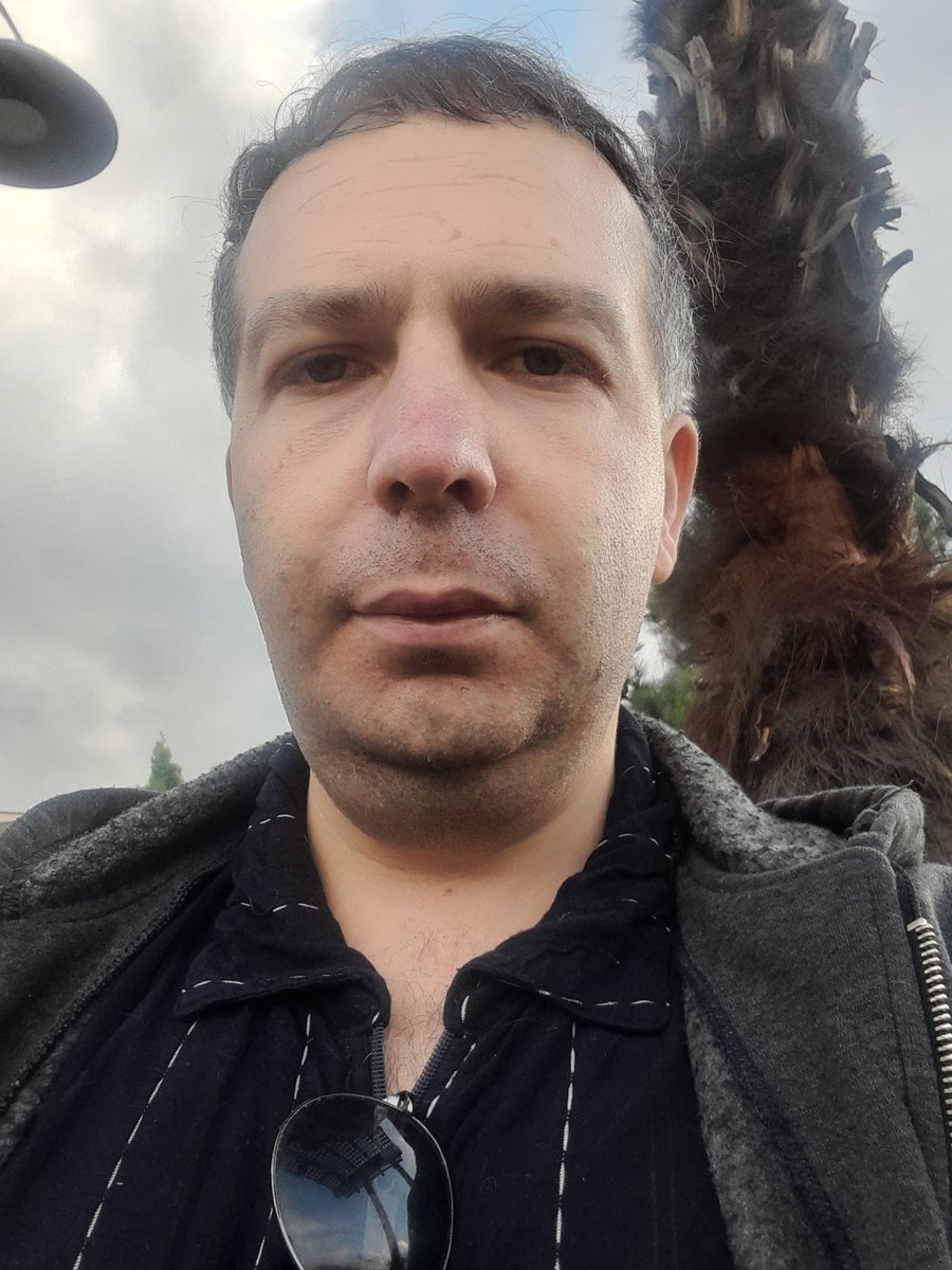 "Bunca boş konuşan insanın arasında, Dilsiz olmak engel değil, Devrimdir." 

- Özdemir Asaf

 #YalanDolan SarıyerKola #GönülDağı #Teşkilat #Bahar #pazar