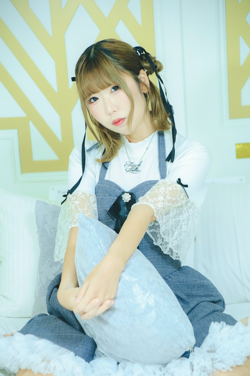 ruru_ksrg's tweet photo. おはるる🪽🫧

photo : @TOMOROCK_ 
model : @ruru_ksrg 

#ポートレート #coregraphy 
#photography #portrait #被写体 
#カメラマンさんと繫がりたい https://t.co/FhYtHDFc9Y