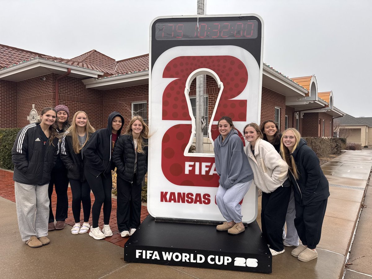 HaysLadySoccer's tweet photo. Got the some of the girls together to get a picture by the Fifa World Cup Clock! https://t.co/g1bJXXh6qc