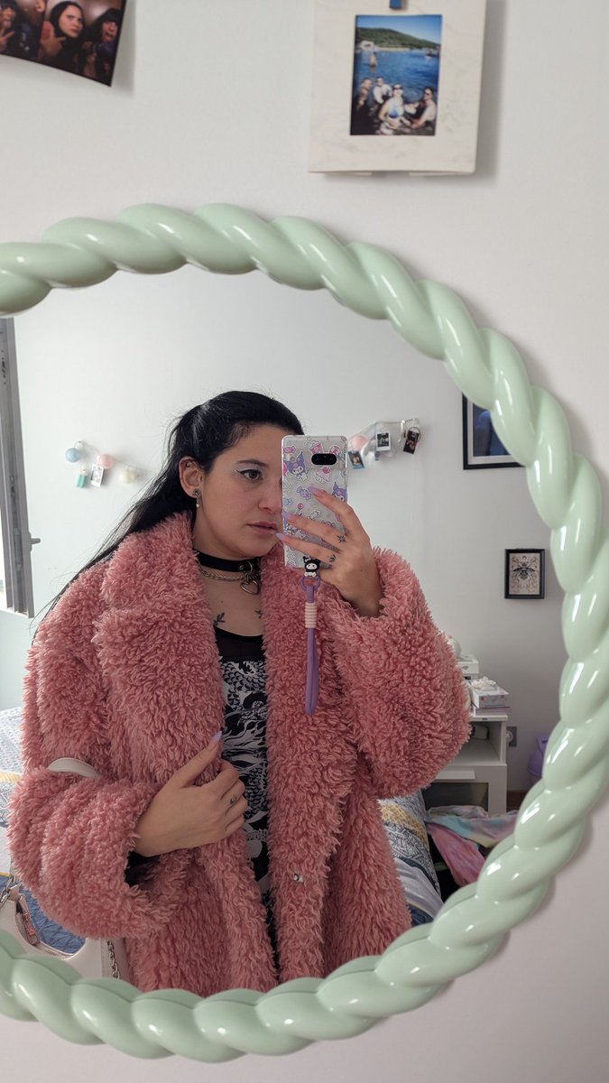 Winter bitch is back 🩷💜