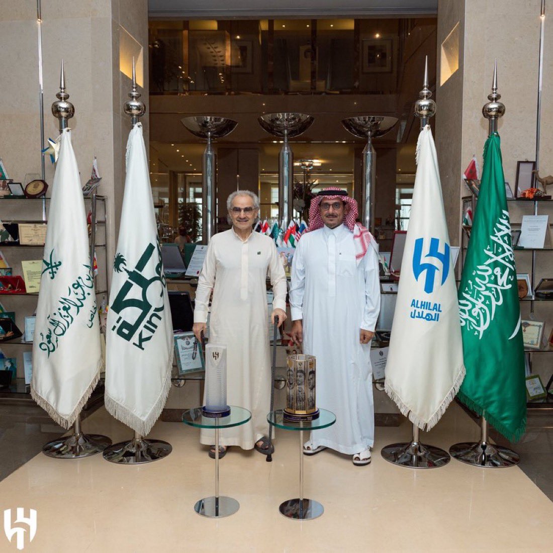 قورجس tweet media